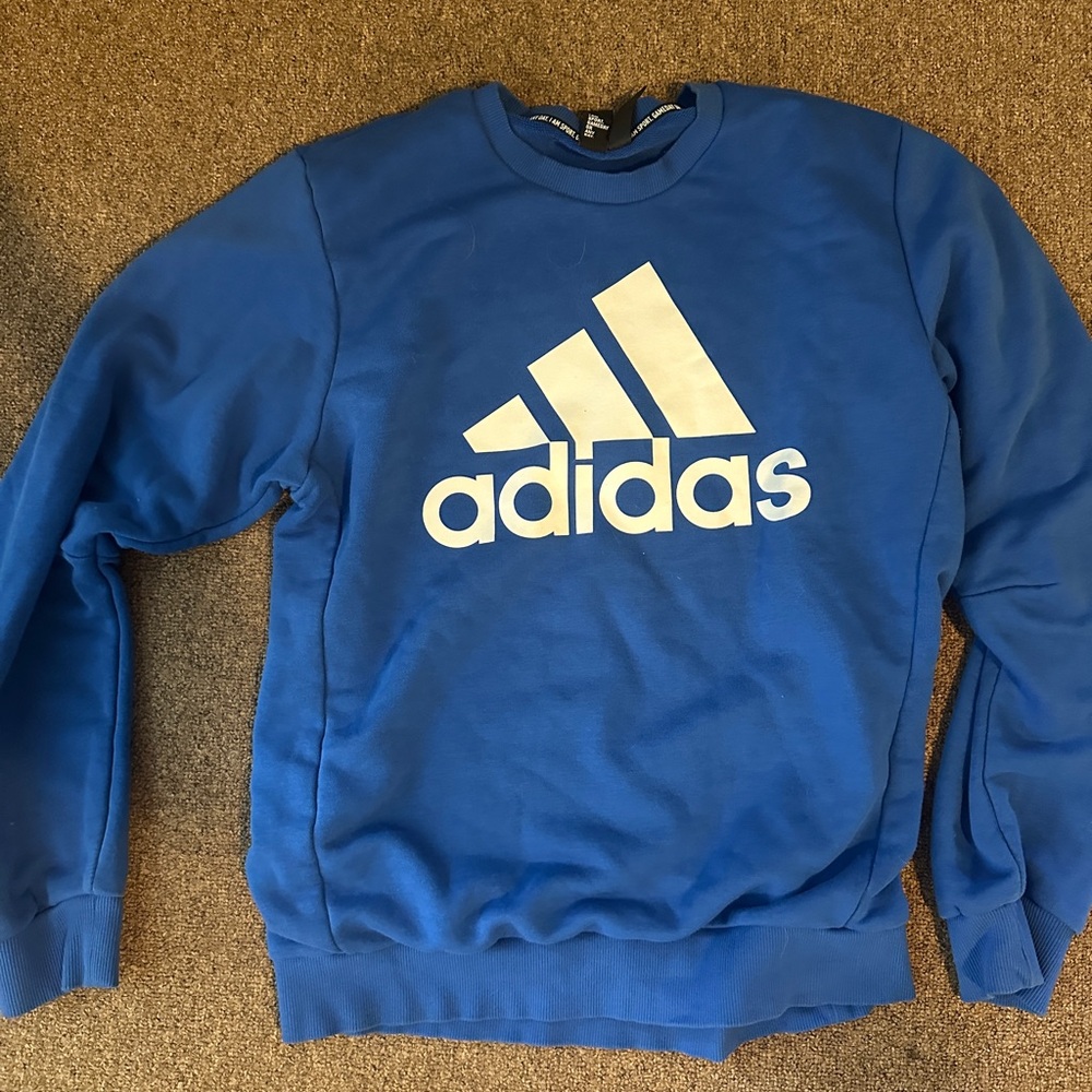 Men’s Adidas Sweatshirt size medium